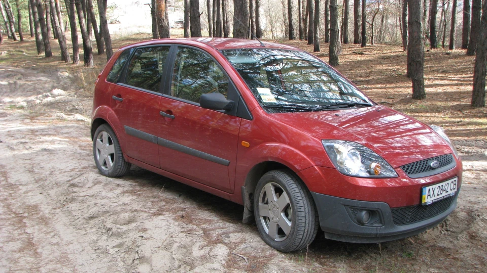 Ford Fiesta колеса з пластиліну)) 2
