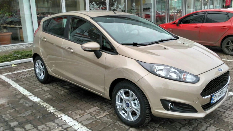 Ford Fiesta Latte 2