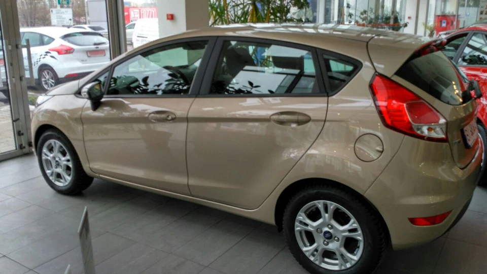 Ford Fiesta Latte 5