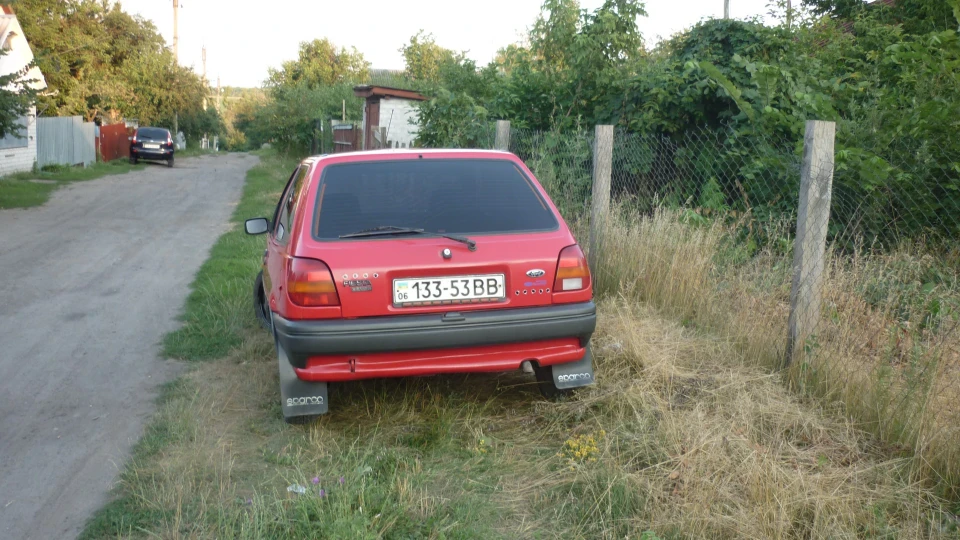 Ford Fiesta Маленька але зла! 5