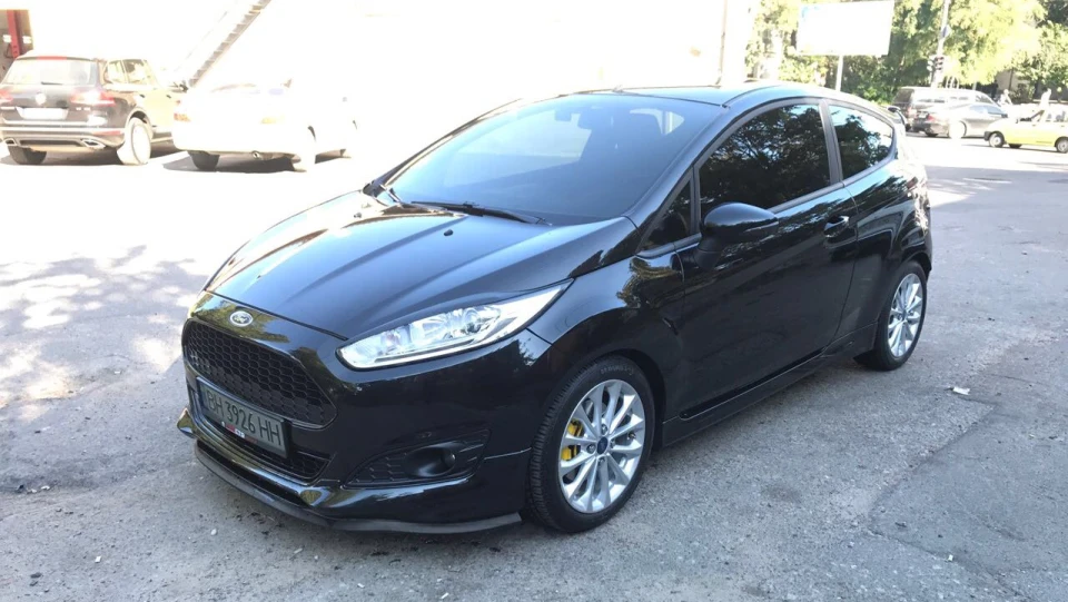 Ford Fiesta МАЛЕНЬКИЙ БОЄЦЬ 3
