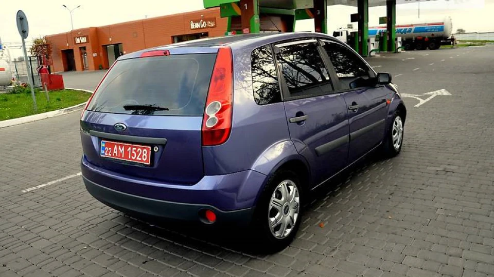 Ford Fiesta МАЛЮШКА