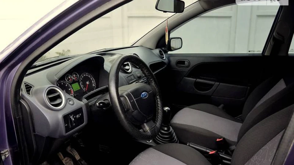Ford Fiesta МАЛЮШКА 3