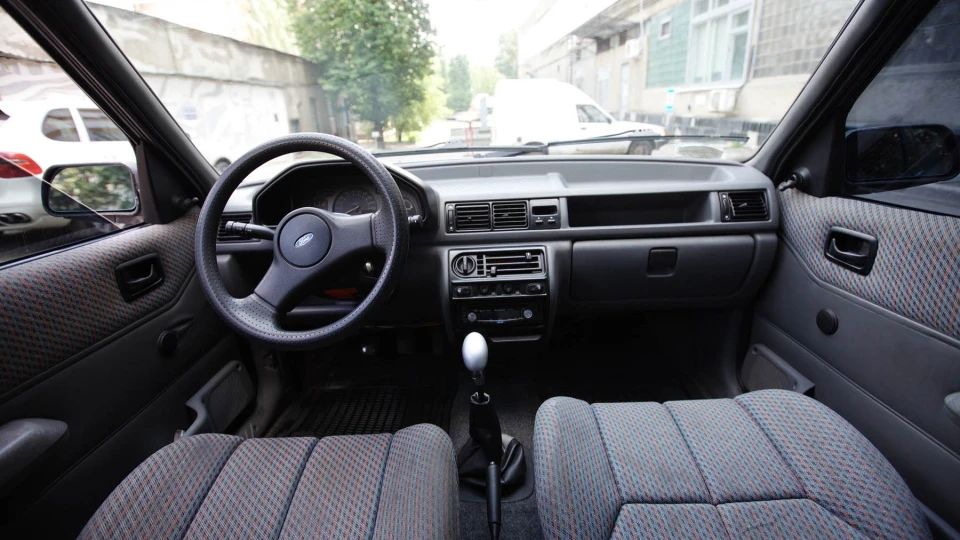 Ford Fiesta MK3 4