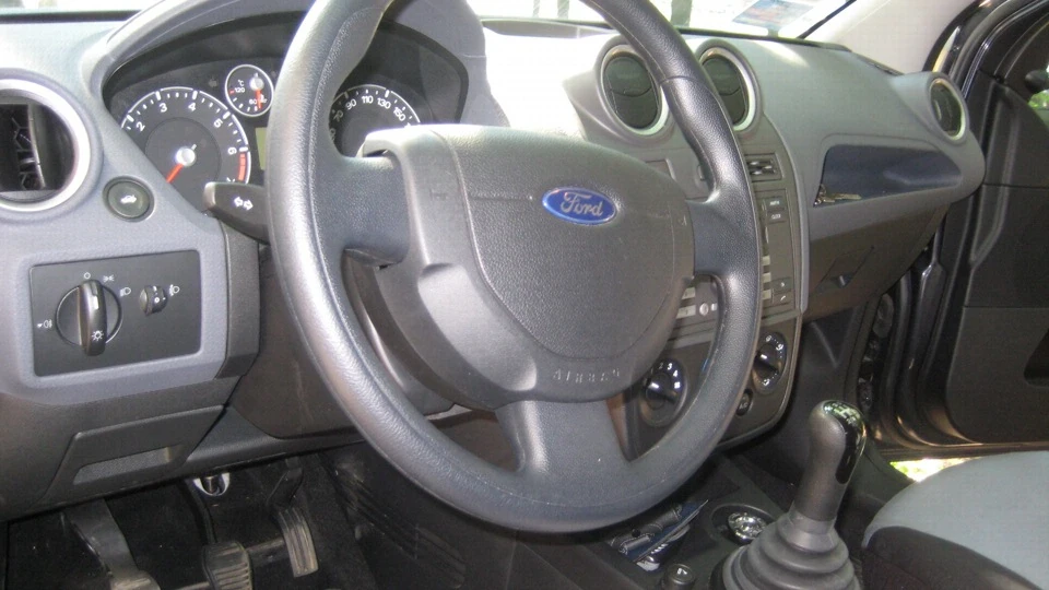 Ford Fiesta МК6 Sea Greey 1.4 мех