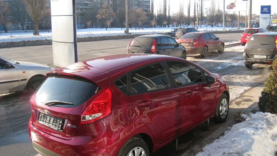 Ford Fiesta Молодша сестра Калини