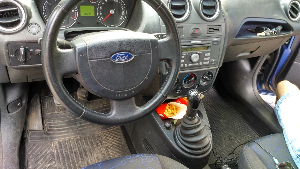 Ford Fiesta ("Ocean-Blue") 3