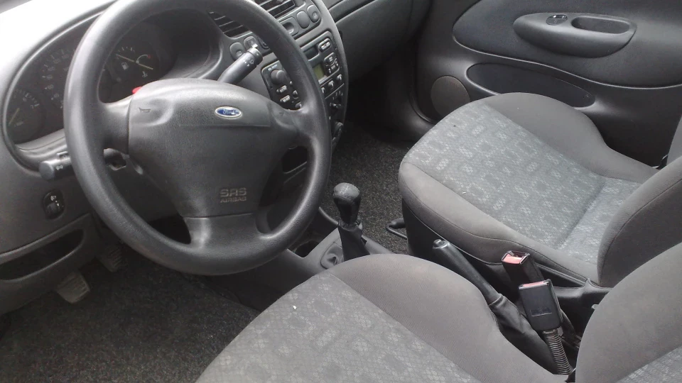 Ford Fiesta Ракета) 3