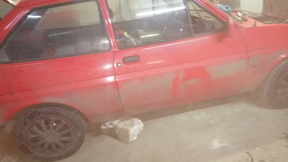 Ford Fiesta Red_line 5