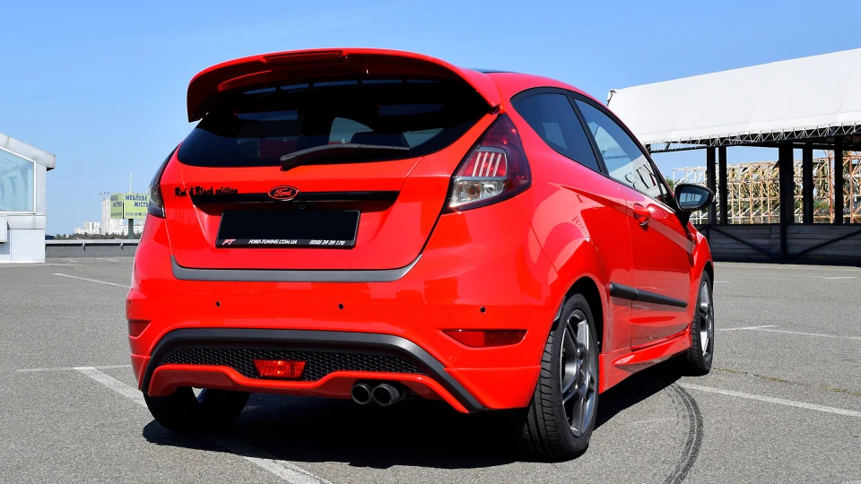 Ford Fiesta Red&Black 3