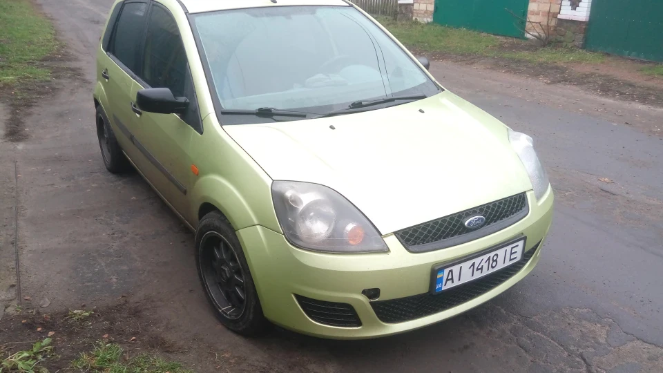 Ford Fiesta Салатик 4