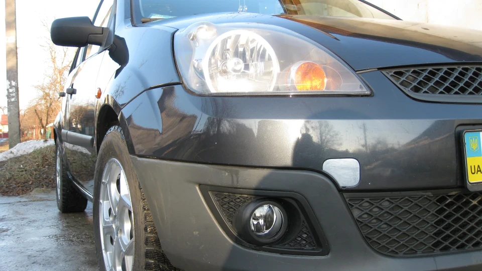 Ford Fiesta "Sea Grey Metallic" 4