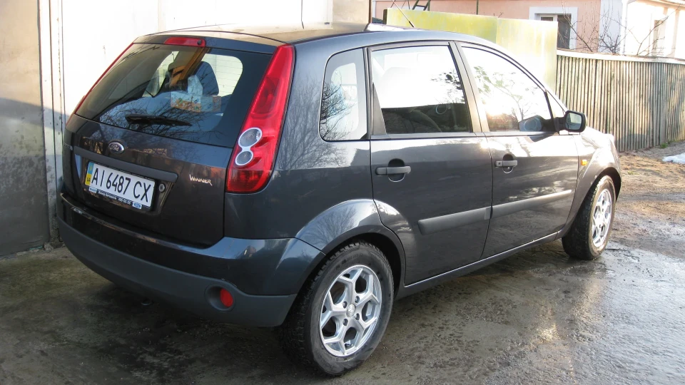 Ford Fiesta "Sea Grey Metallic" 5