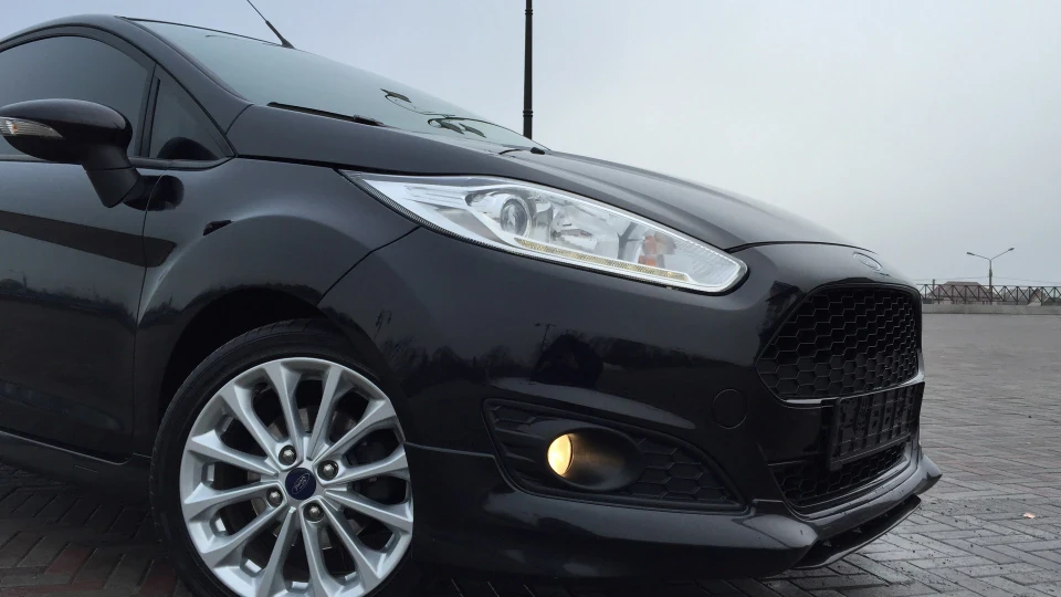 Ford Fiesta Sport(Zetec S) 2