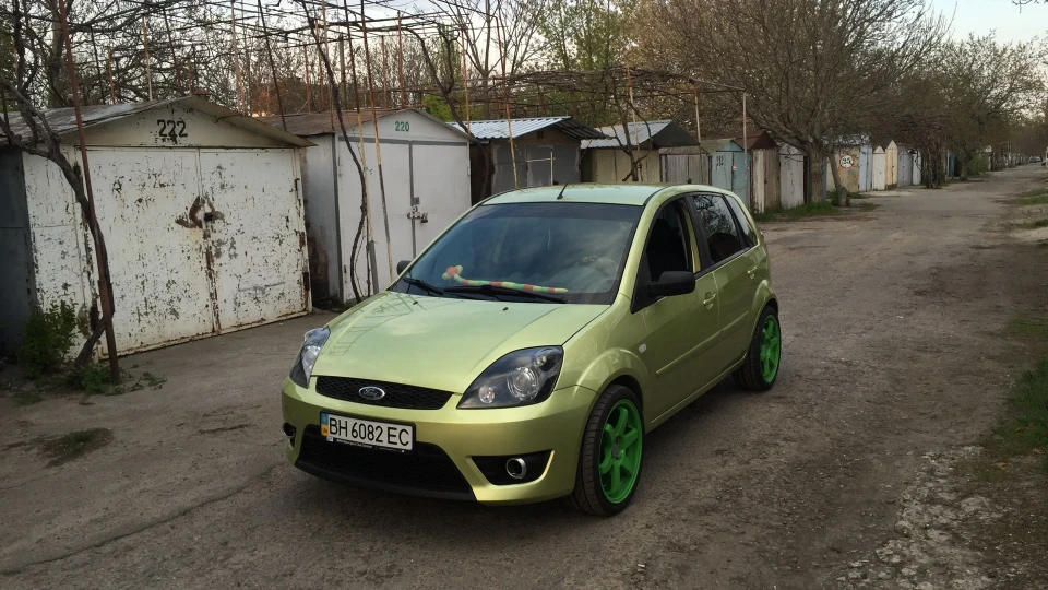 Ford Fiesta ST Look Takata Green ;-) 4