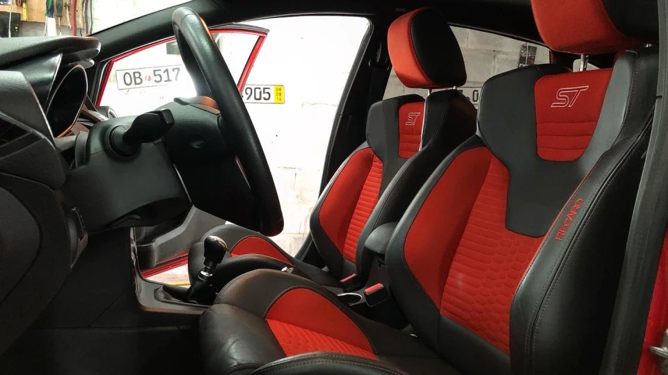 Ford Fiesta ST200 2