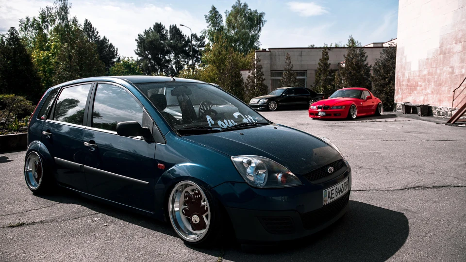 Ford Fiesta stance on air suspension 2