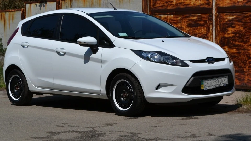 Ford Fiesta сток
