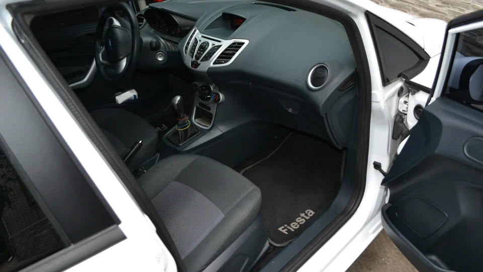 Ford Fiesta сток 5
