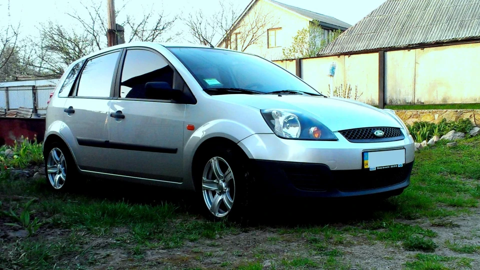 Ford Fiesta шустря 2