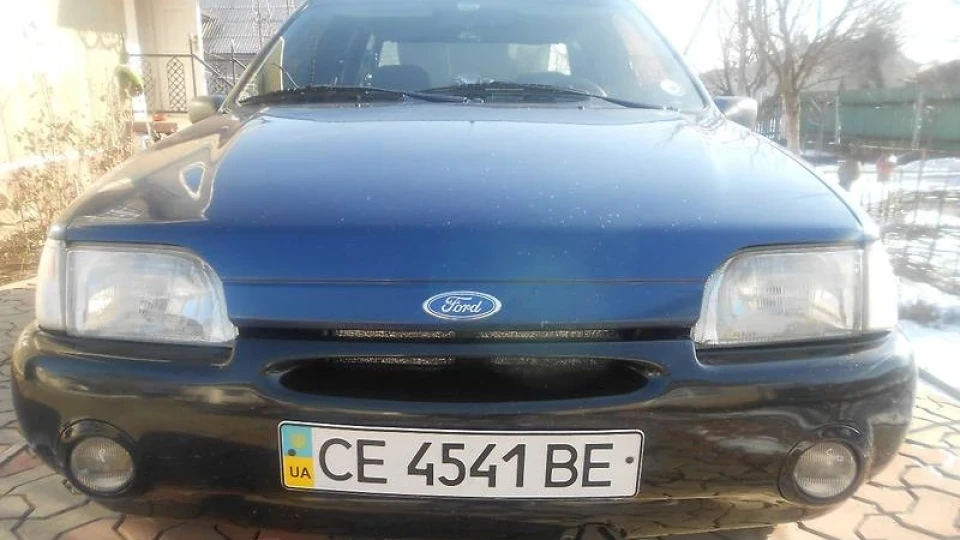 Ford Fiesta табуретка з дахом 2