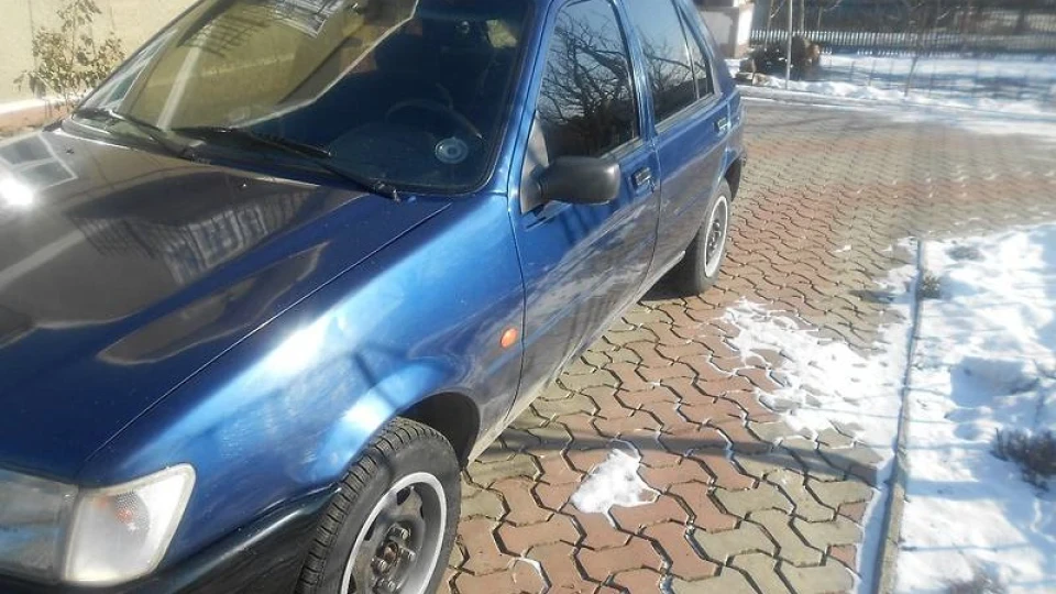 Ford Fiesta табуретка з дахом 3