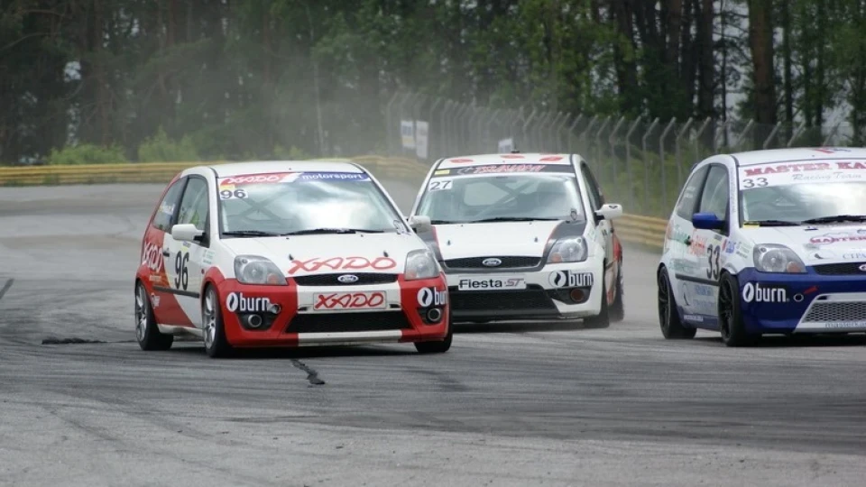 Ford Fiesta TOURING light 4