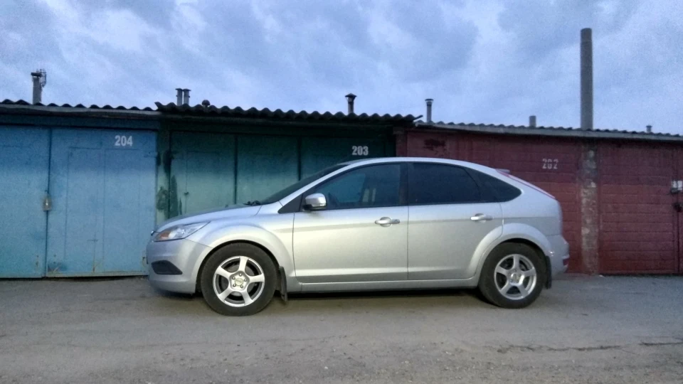 Ford Focus Hatchback 2