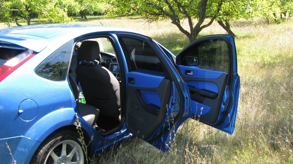 Ford Focus Hatchback 4