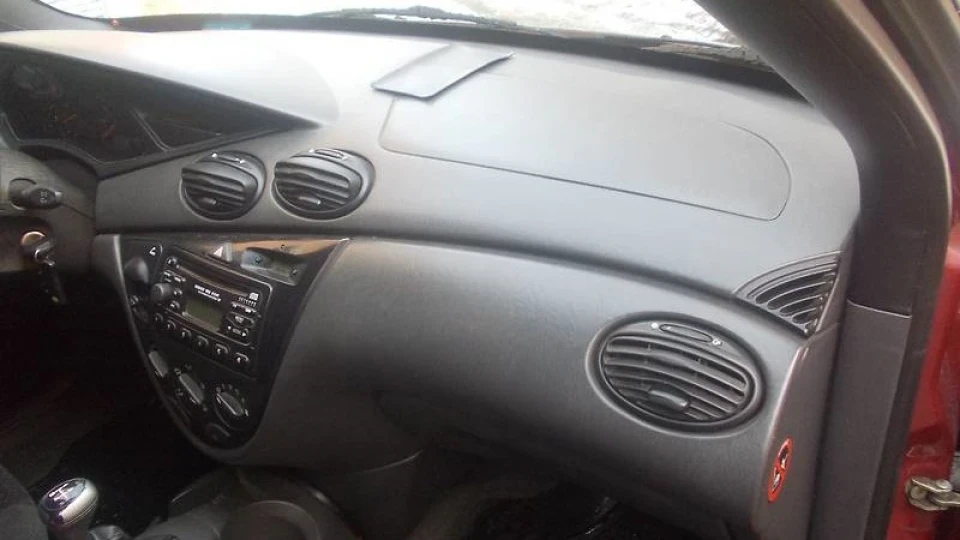 Ford Focus Hatchback 4