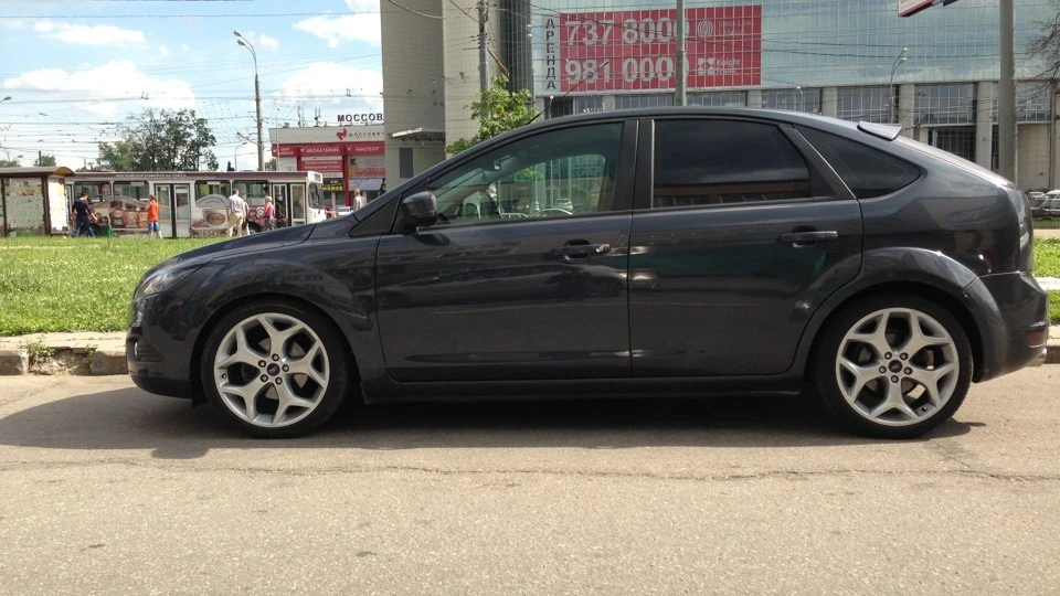 Ford Focus Hatchback