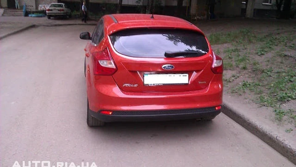Ford Focus Hatchback 4