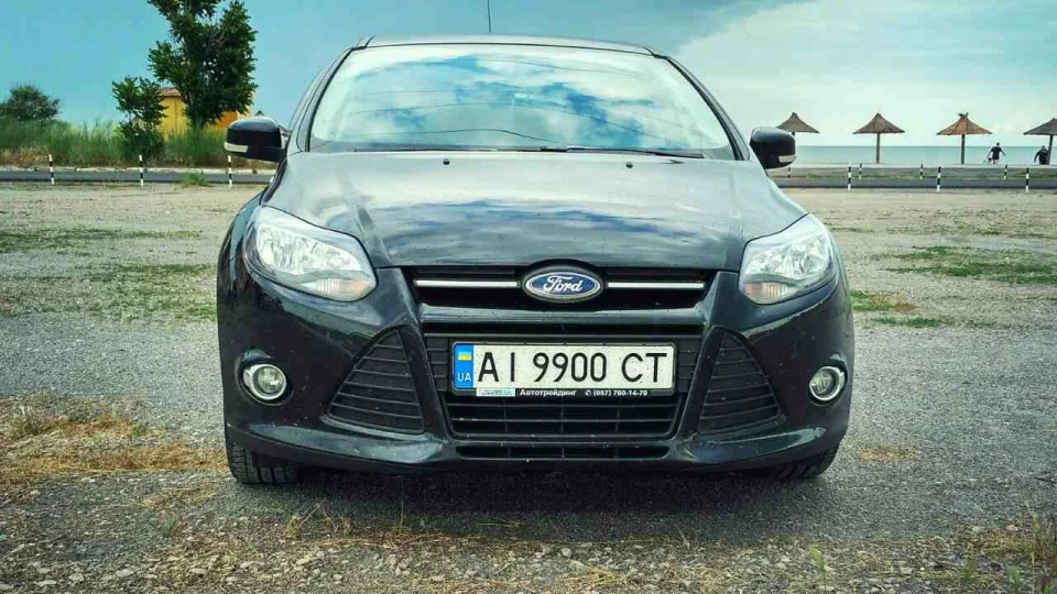 Ford Focus Hatchback 4