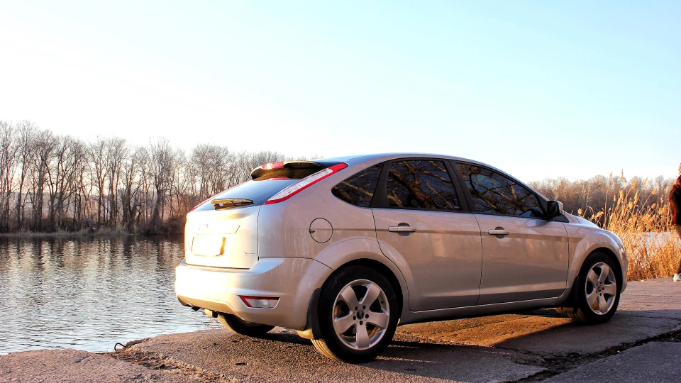 Ford Focus Hatchback 4