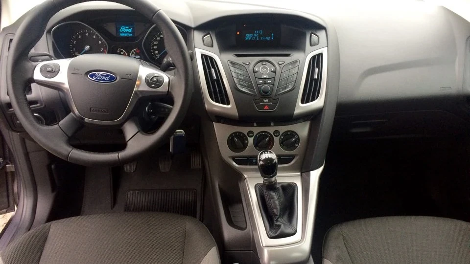 Ford Focus Hatchback 2