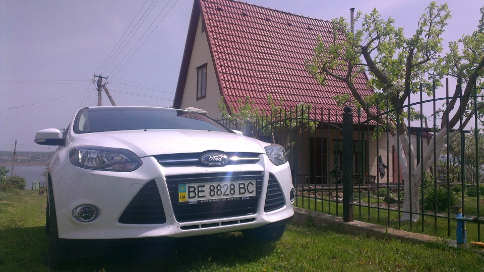 Ford Focus Hatchback 4