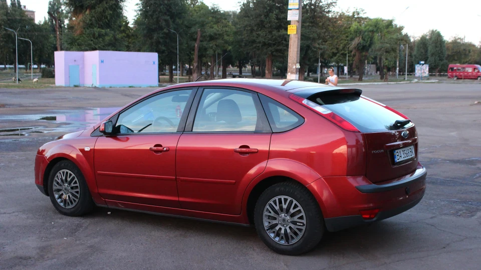 Ford Focus Hatchback 4