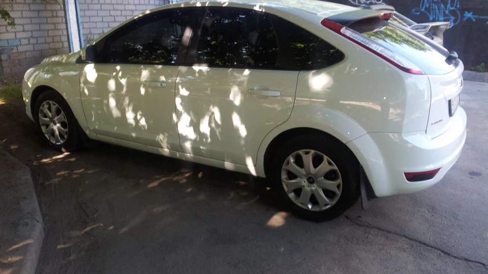 Ford Focus Hatchback 2
