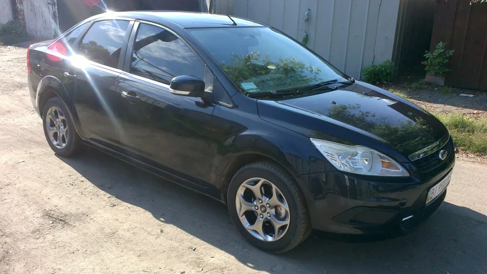 Ford Focus Hatchback 4