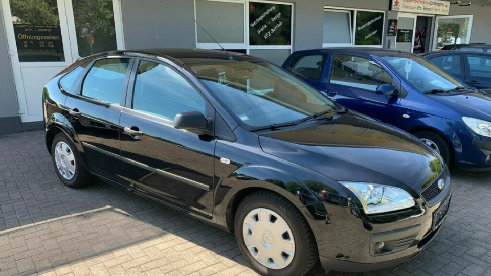 Ford Focus Hatchback 2