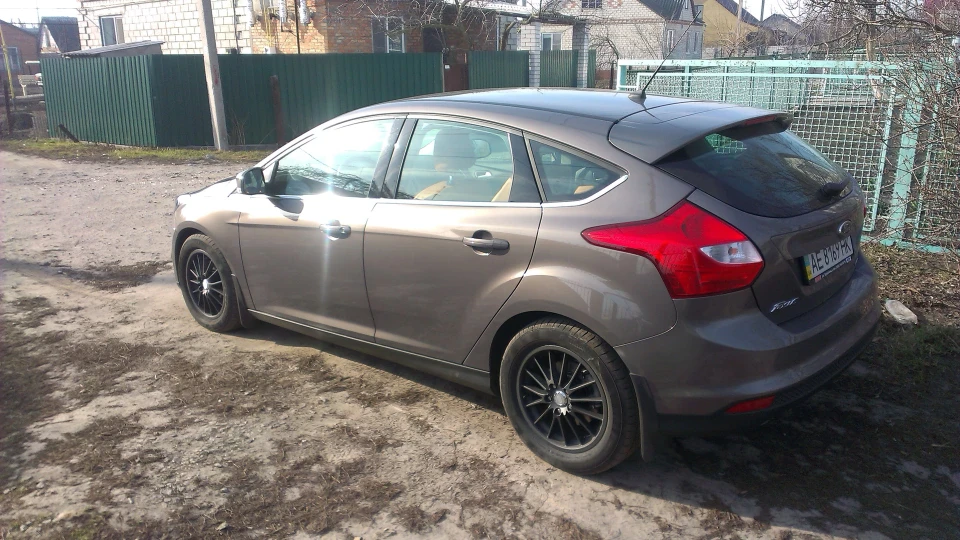 Ford Focus Hatchback 1.0 Ecoboost Lunar Sky 2