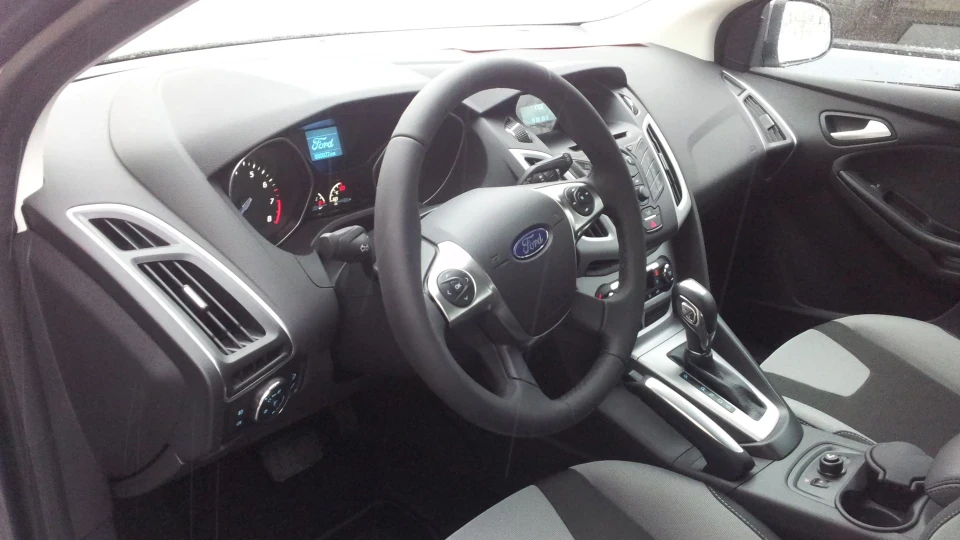 Ford Focus Hatchback 1.6 (125 л.с) АТ 2