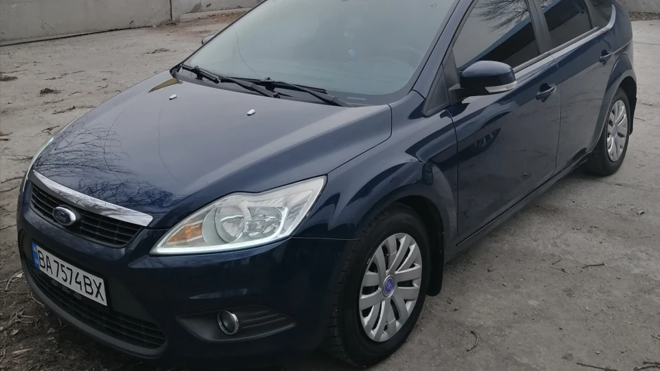 Ford Focus Hatchback 1.6 Blazer Blue 2