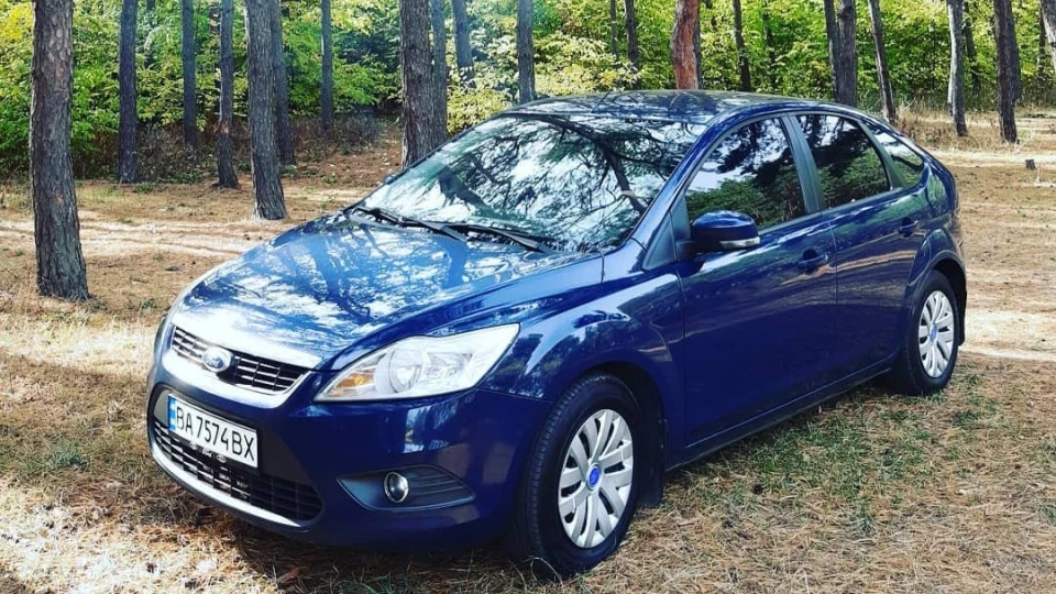 Ford Focus Hatchback 1.6 Blazer Blue 5