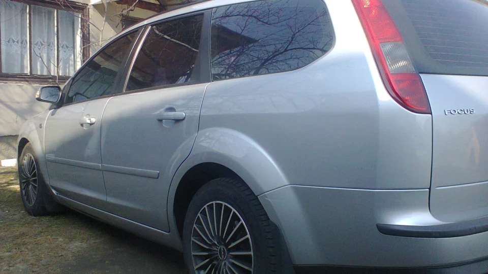 Ford Focus Hatchback 1,6 TDCI Wagon 2