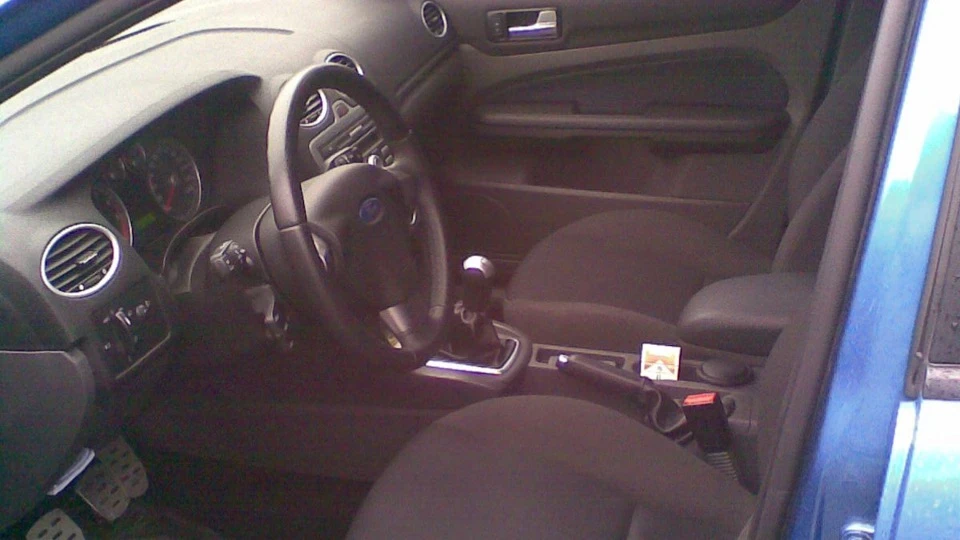 Ford Focus Hatchback 1.6 TiVCT 2
