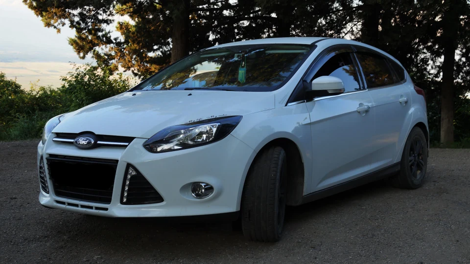 Ford Focus Hatchback 1.6 TSport 135 л.с. 3