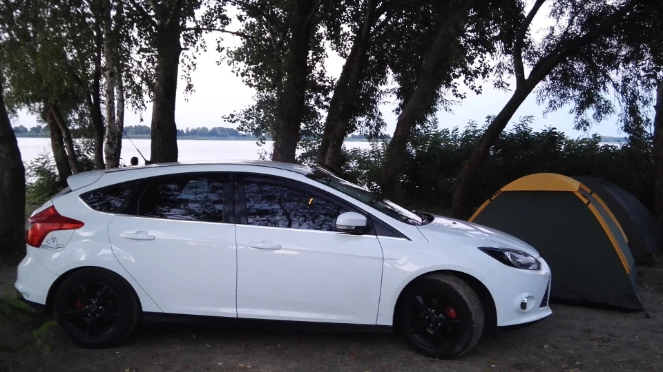 Ford Focus Hatchback 1.6 TSport 135 л.с. 5