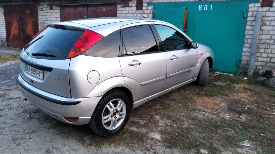 Ford Focus Hatchback 1.8 TDCI chia 4