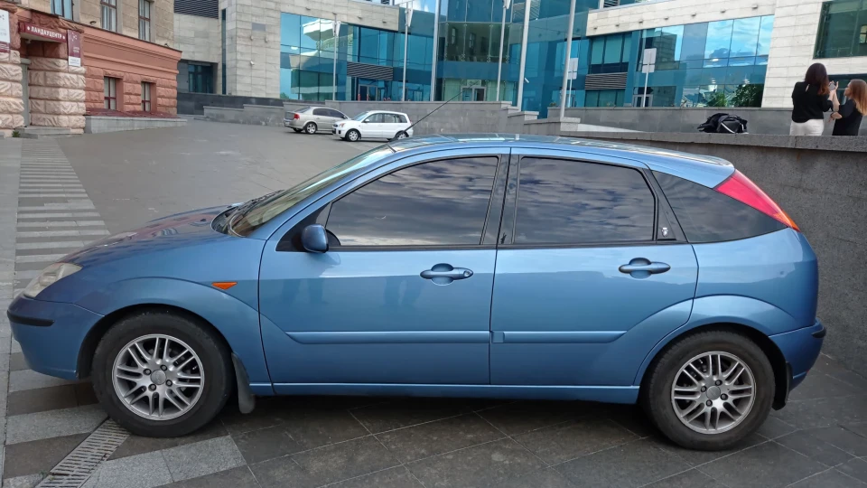 Ford Focus Hatchback 1.8 zetec 2